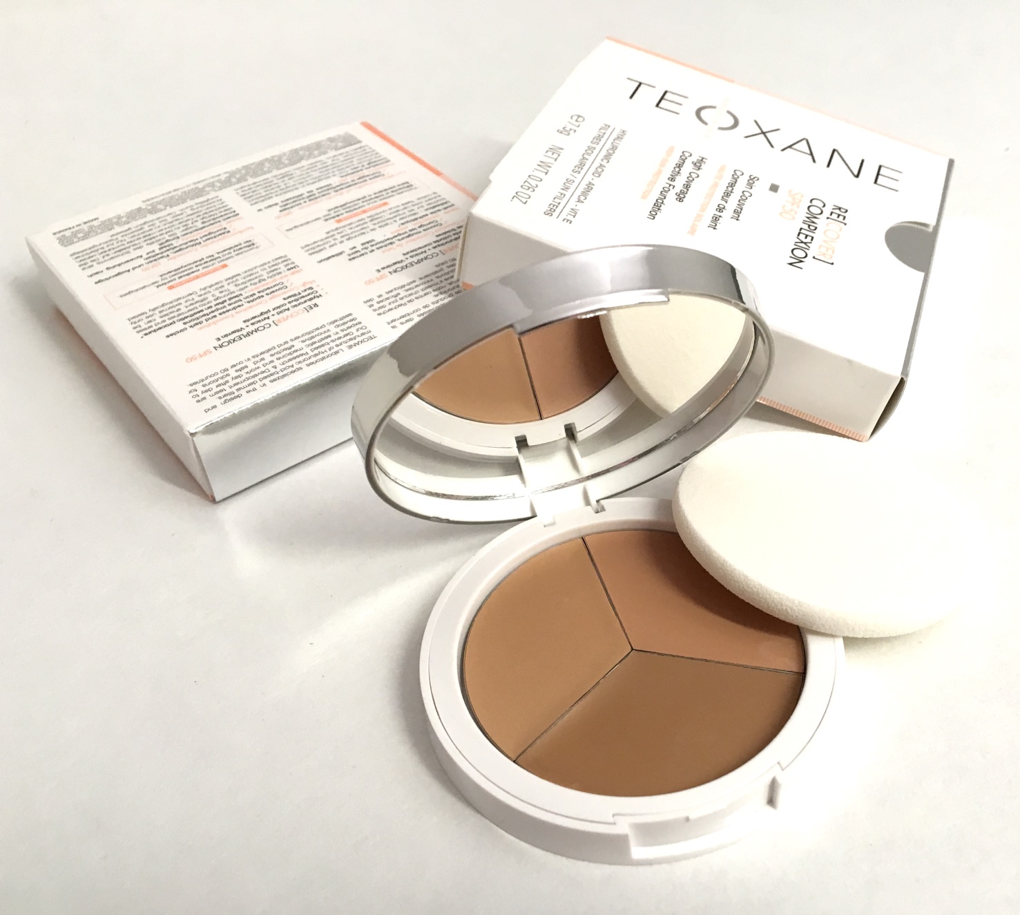 Teoxane Puder Make up in 3 Farben mit Lichtschutzfaktor 50