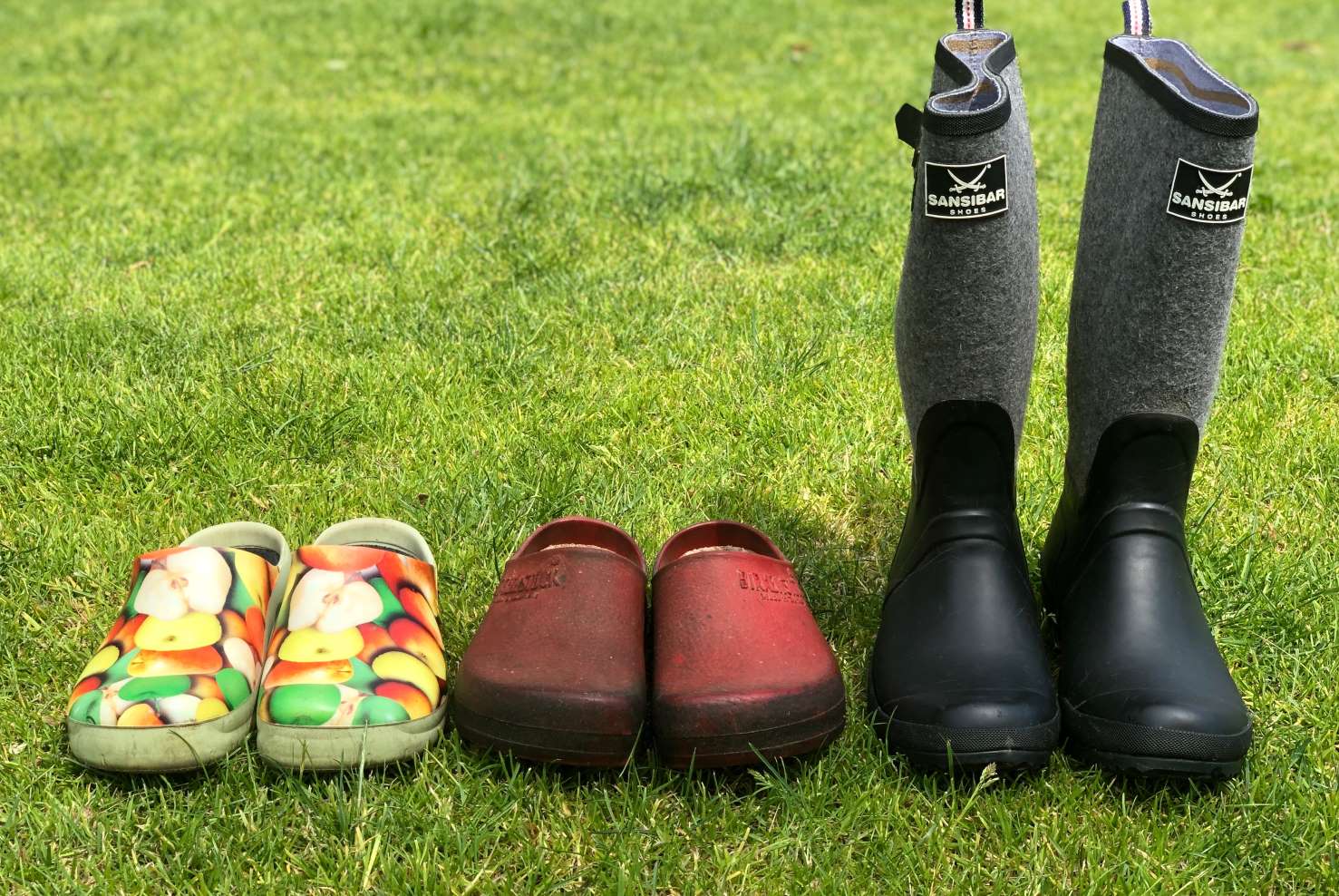 Gartenschuhe und Gummistiefel