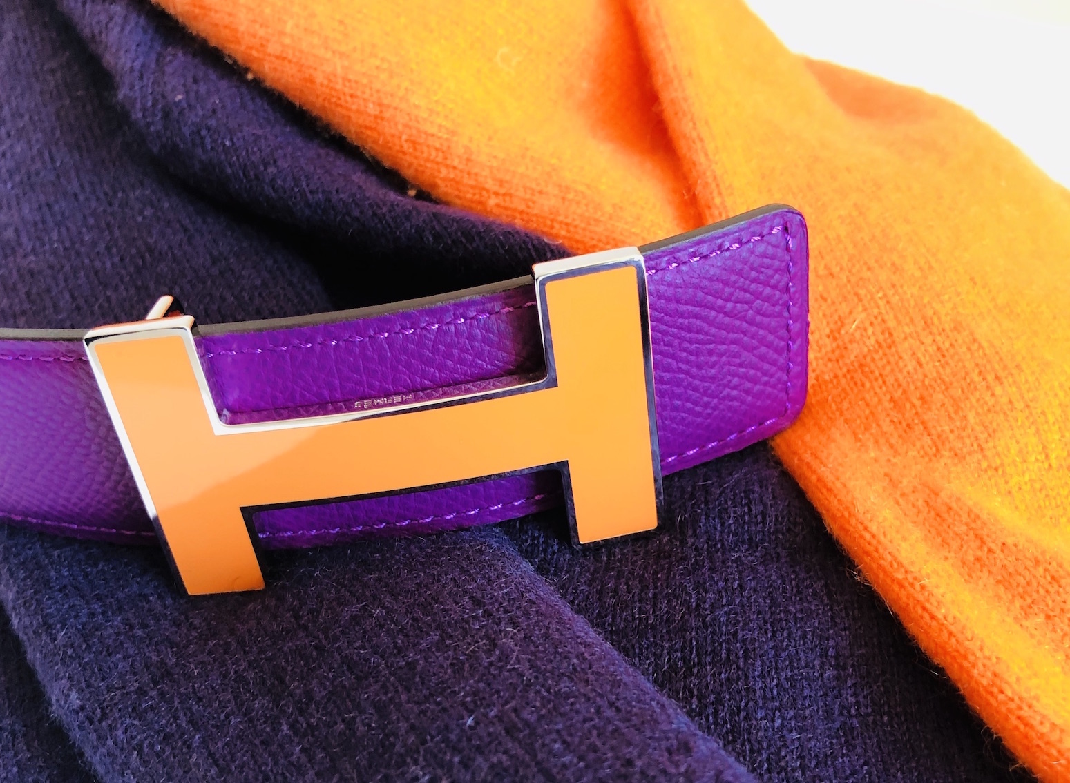 violett orange kaschmirpullover hermes guertel und h schliesse